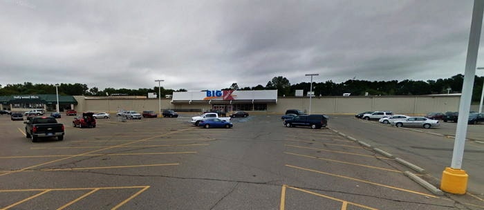 K-Mart (Kmart) - Lake Orion - 1025 Lapeer Rd S (newer photo)